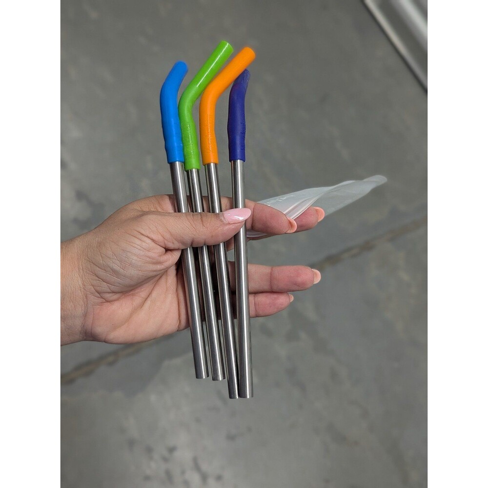 Klean Kanteen Set of 4 Stainless Steel with Silicone Tip Reusable straws